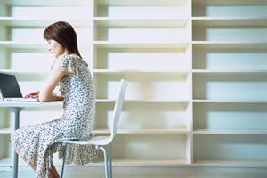 誕生石を使ったハワイアンジュエリー